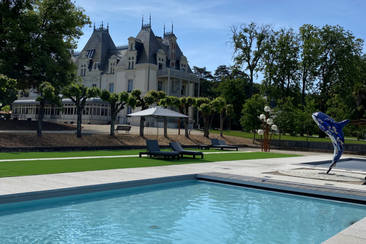 Lunch & Pool Offer Château de Maubreuil